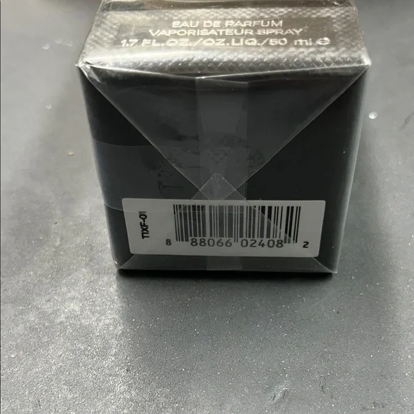 NIB Tom Ford Oud Wood Eau de Parfum in Sealed Box 1.7oz 50ml - Picture 6 of 9